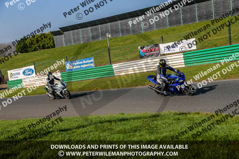 PJM Wedding Photography;enduro digital images;event digital images;eventdigitalimages;mallory park;mallory park photographs;mallory park trackday;mallory park trackday photographs;no limits trackdays;peter wileman photography;racing digital images;trackday digital images;trackday photos